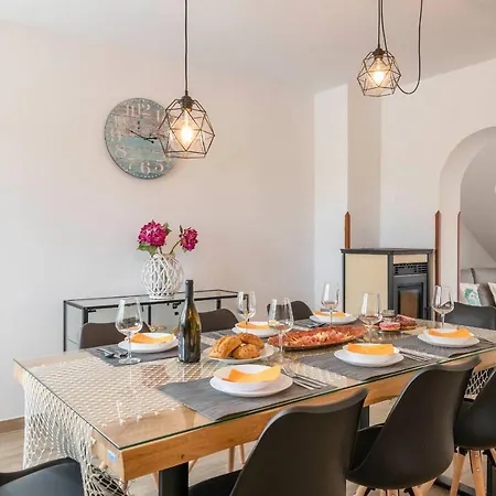 Σπίτι διακοπών Captain 2 Km To The